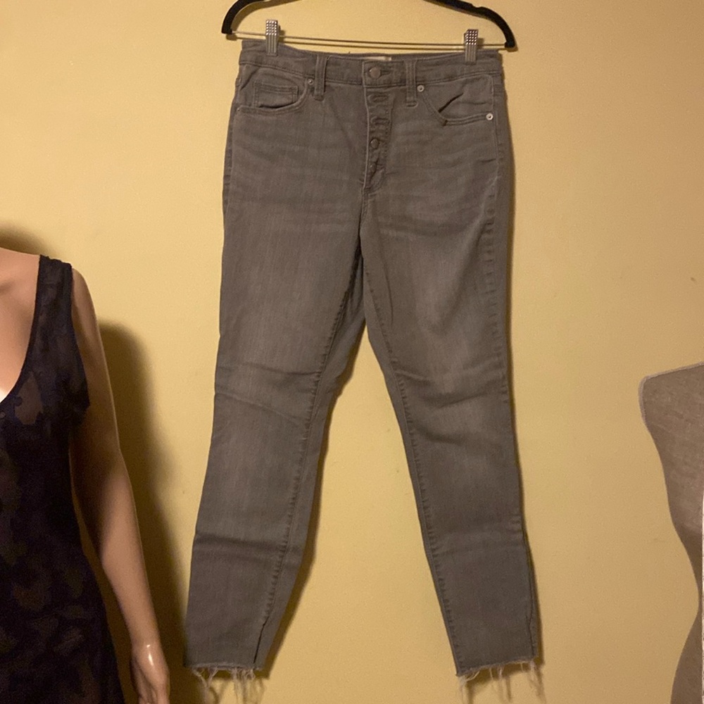 Universal thread, high-rise, skinny jeans gray buttonfly size 8